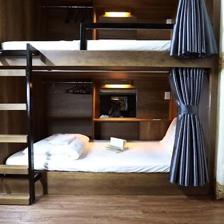 Bui Vien Street Hostel Ho Chi Minh City Exterior photo